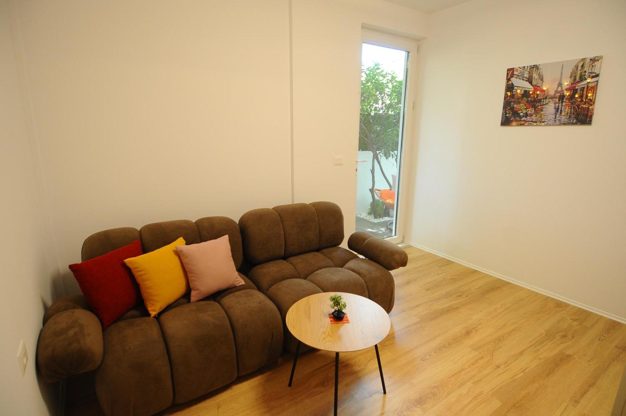 New Boulevard Inn Тирана Экстерьер фото
