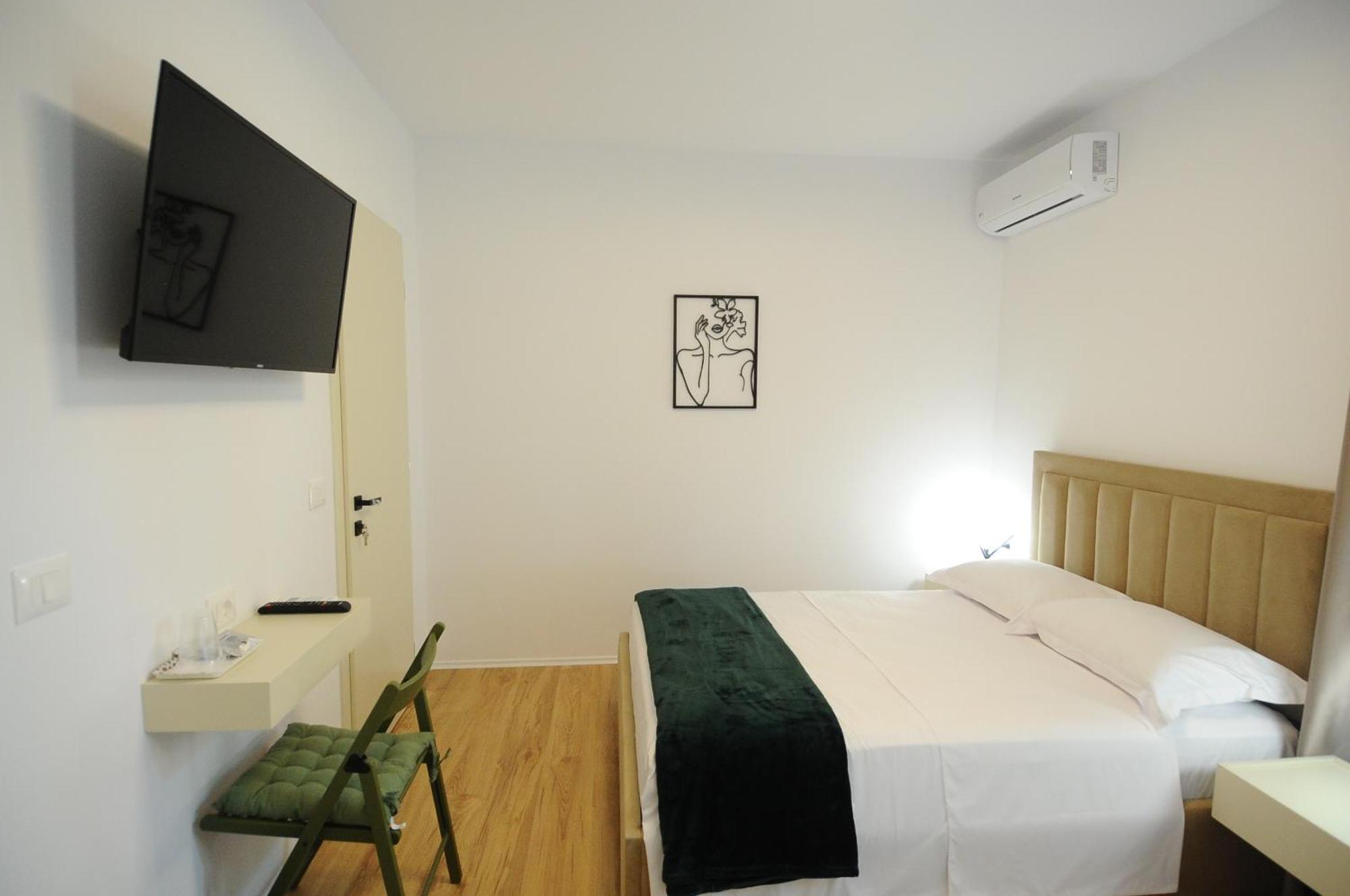 New Boulevard Inn Тирана Экстерьер фото